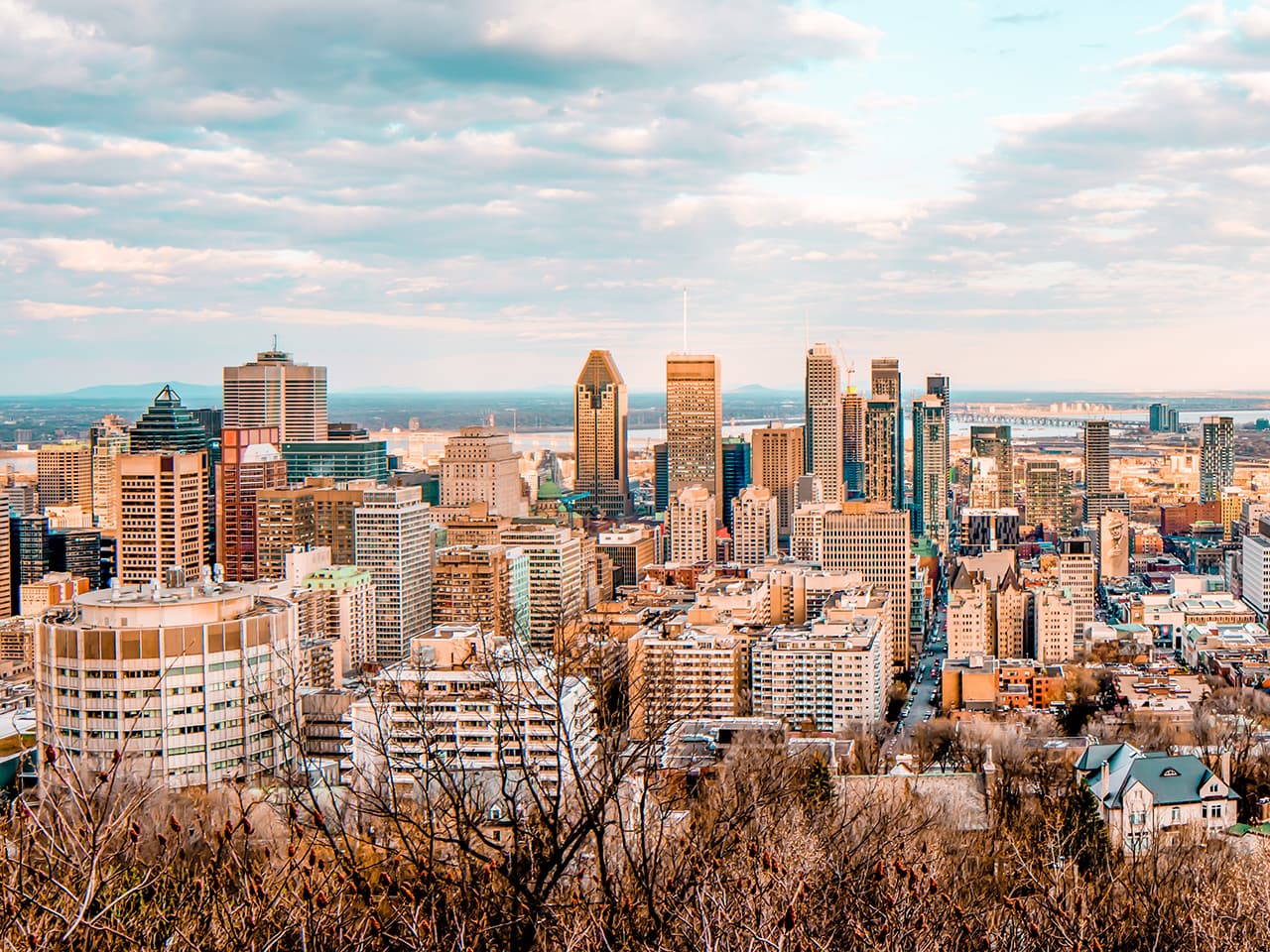 borne de recharge commerciale montréal